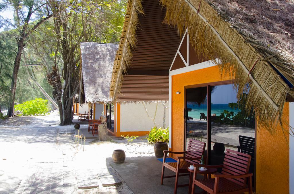 Coral Island Resort Пхукет Экстерьер фото