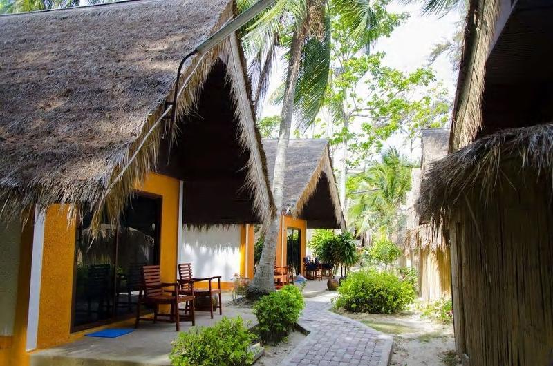 Coral Island Resort Пхукет Экстерьер фото